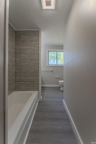 8885 E 400 N, Van Buren, IN 46991