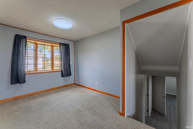 8885 E 400 N, Van Buren, IN 46991