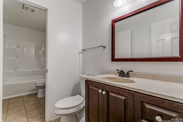 3535 Lake Tahoe, San Antonio, TX 78222