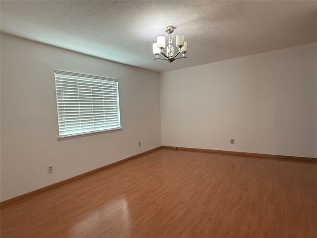 2114 Burrows Trail, Grand Prairie, TX 75052