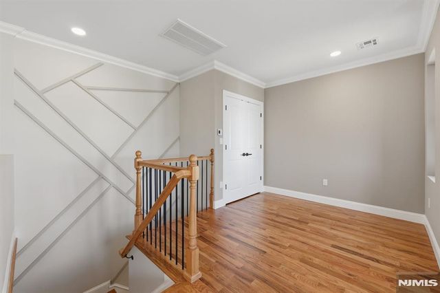 432 10th Street, Newark, NJ 07103