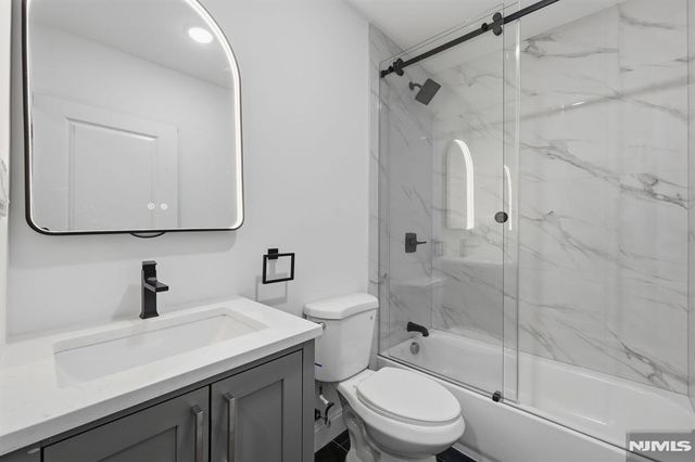 432 10th Street, Newark, NJ 07103