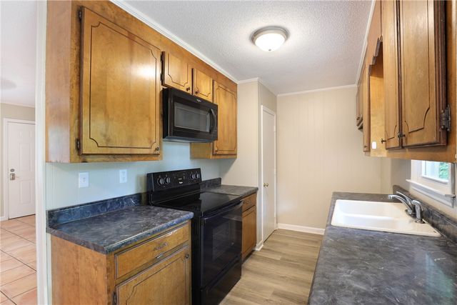 108 Rollingwood Street, Central, SC 29630