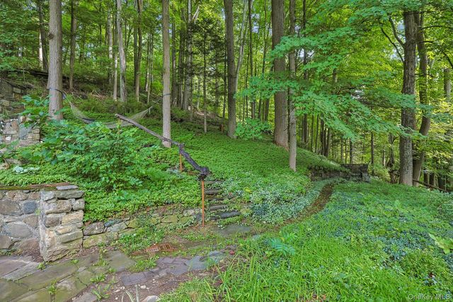 46 Gallows Hill Road, Cortlandt Manor, NY 10567