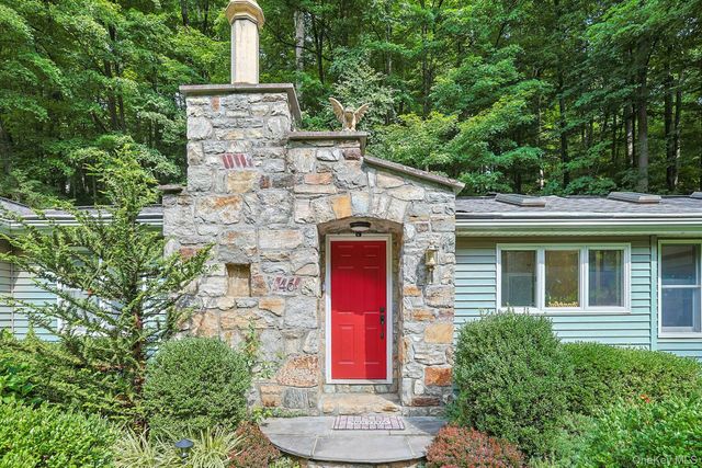46 Gallows Hill Road, Cortlandt Manor, NY 10567