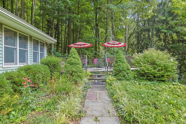 46 Gallows Hill Road, Cortlandt Manor, NY 10567