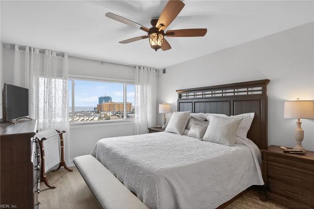 3288 Page Ave Apt 1214, Virginia Beach, VA 23451