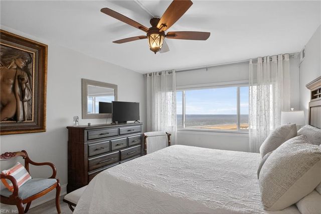 3288 Page Ave Apt 1214, Virginia Beach, VA 23451