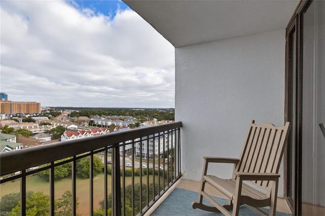 3288 Page Ave Apt 1214, Virginia Beach, VA 23451