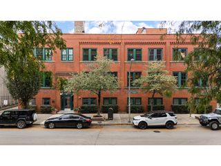 1335 W Altgeld Street 3B, Chicago, IL 60614