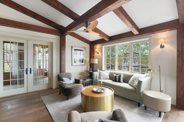 816 Black Bear Road, Jamaica, VT 05343