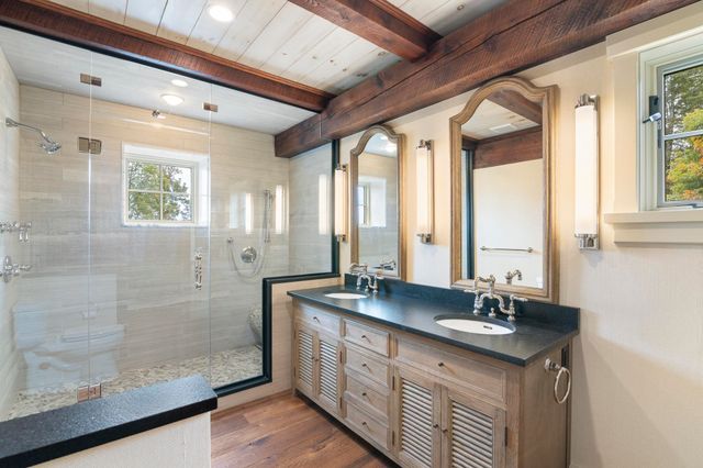 816 Black Bear Road, Jamaica, VT 05343