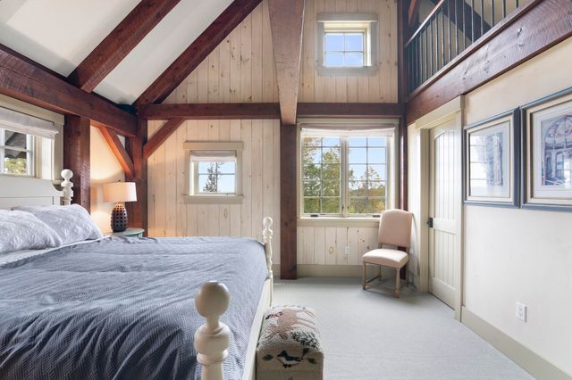816 Black Bear Road, Jamaica, VT 05343