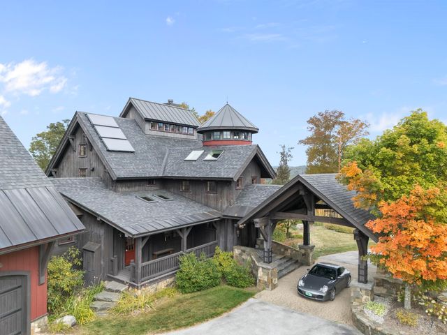 816 Black Bear Road, Jamaica, VT 05343