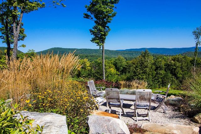 816 Black Bear Road, Jamaica, VT 05343