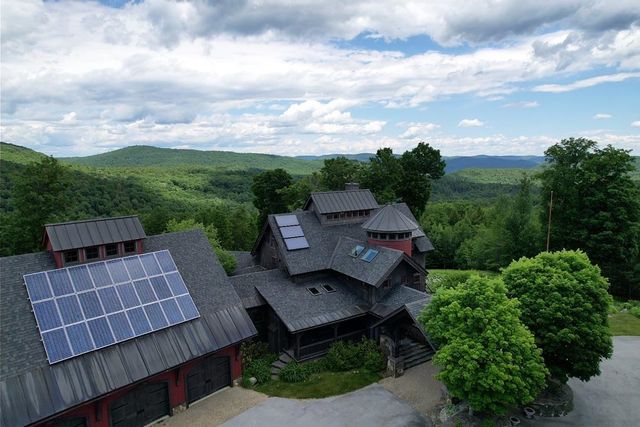 816 Black Bear Road, Jamaica, VT 05343