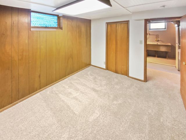 9211 Bryant Avenue S, Bloomington, MN 55420