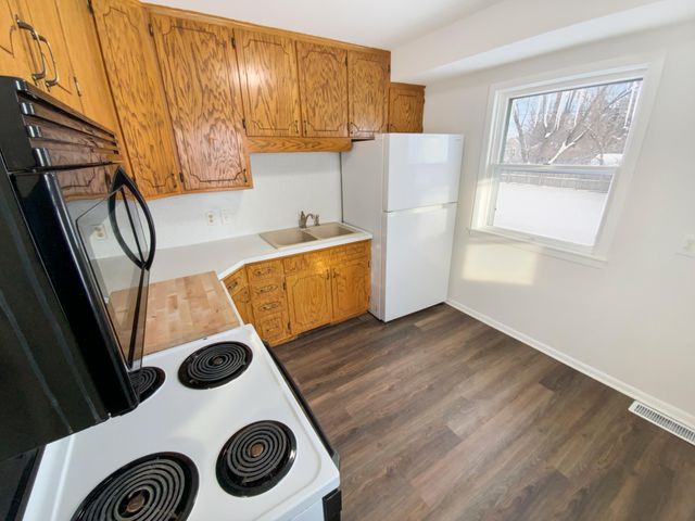 9211 Bryant Avenue S, Bloomington, MN 55420