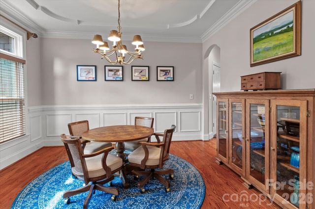 121 Creek Cove Lane, Statesville, NC 28677