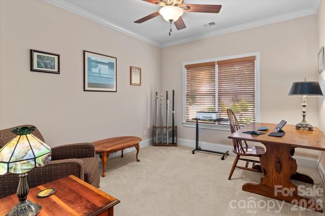 121 Creek Cove Lane, Statesville, NC 28677