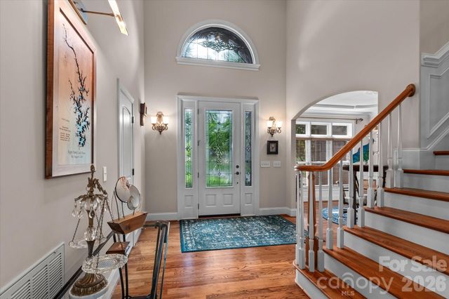 121 Creek Cove Lane, Statesville, NC 28677