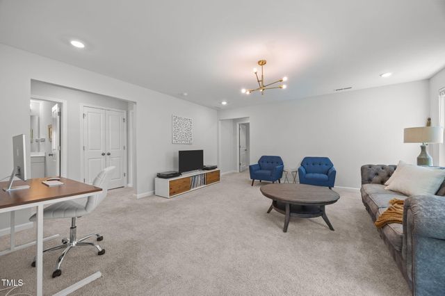 2299 Grants Pass Station, Apex, NC 27502