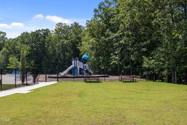 2299 Grants Pass Station, Apex, NC 27502