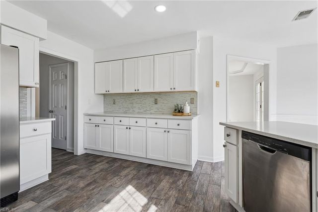 1816 Winter Wheat CT, Virginia Beach, VA 23453