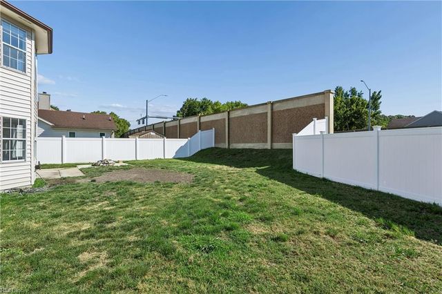 1816 Winter Wheat CT, Virginia Beach, VA 23453
