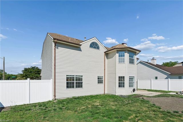 1816 Winter Wheat CT, Virginia Beach, VA 23453