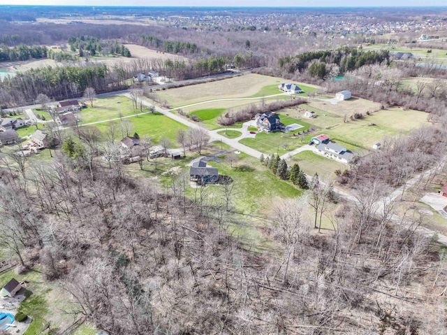 5706 Popp Road, Fort Wayne, IN 46845