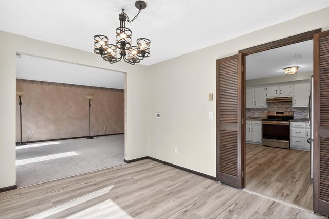 5706 Popp Road, Fort Wayne, IN 46845