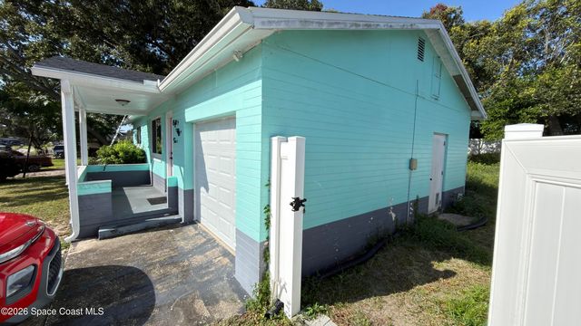 856 Berkshire Road, Daytona Beach, FL 32117