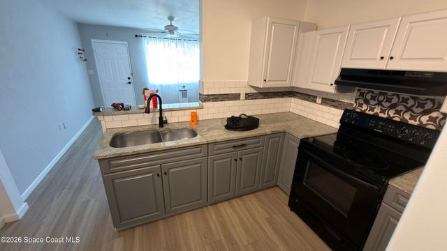 856 Berkshire Road, Daytona Beach, FL 32117