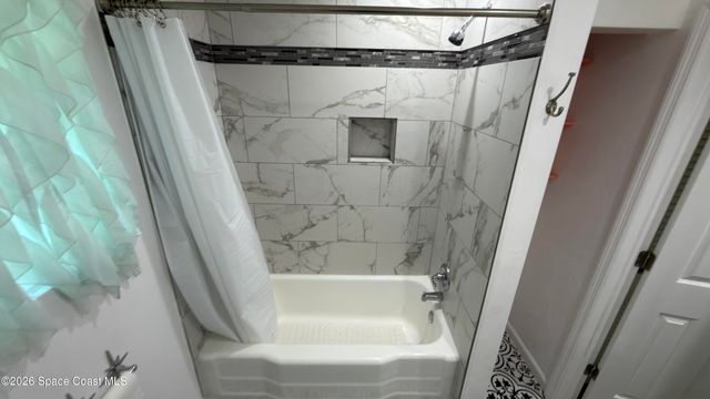 856 Berkshire Road, Daytona Beach, FL 32117