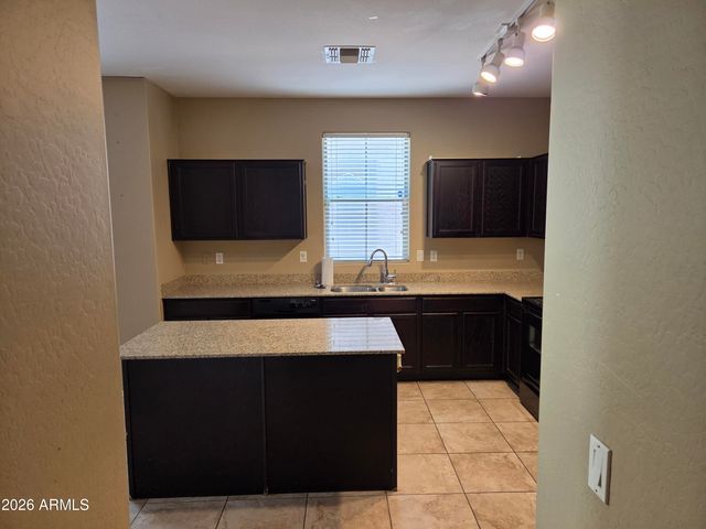4734 W FREMONT Road, Laveen, AZ 85339