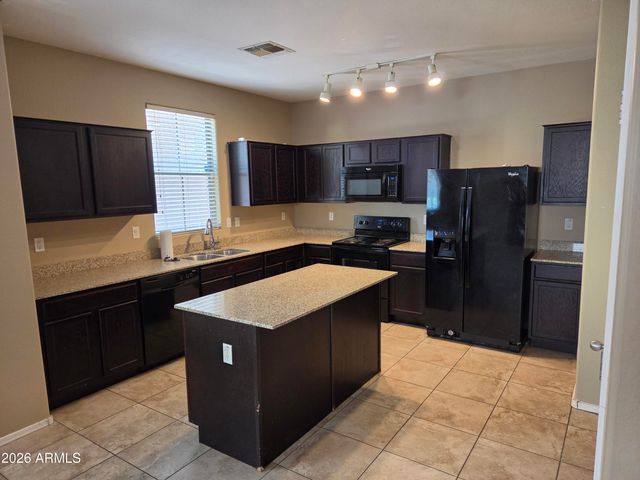4734 W FREMONT Road, Laveen, AZ 85339