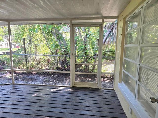 580 Wendell Road, Fort Pierce, FL 34950