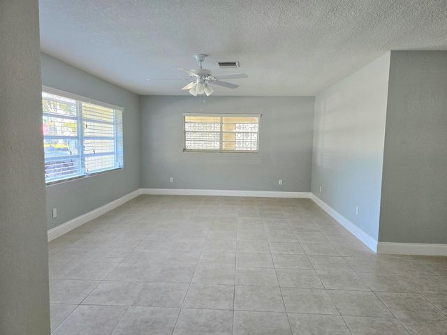 580 Wendell Road, Fort Pierce, FL 34950