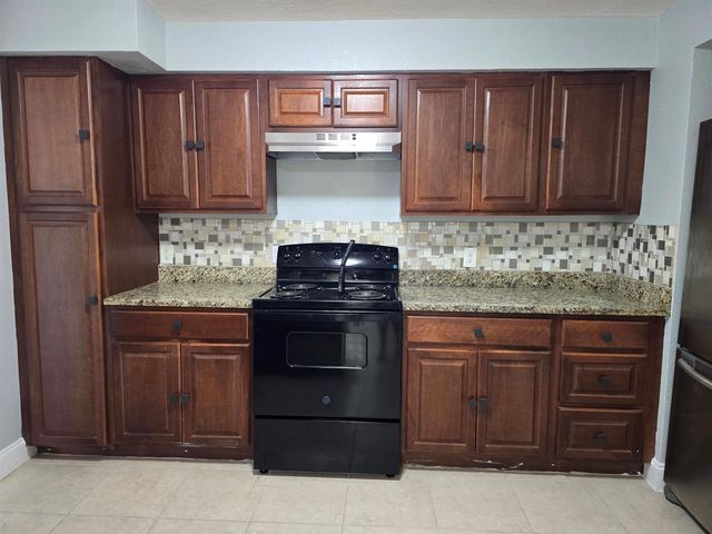 580 Wendell Road, Fort Pierce, FL 34950