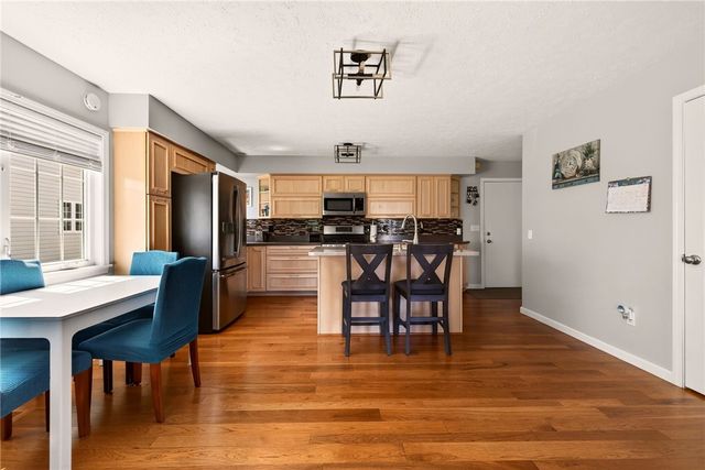 17 Foxtail Ln, Chili, NY 14514
