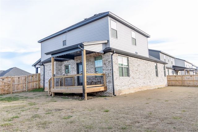 201 Vicks Circle, Centerton, AR 72719