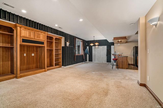 20237 Eagle Hill Lane, Goshen, IN 46528