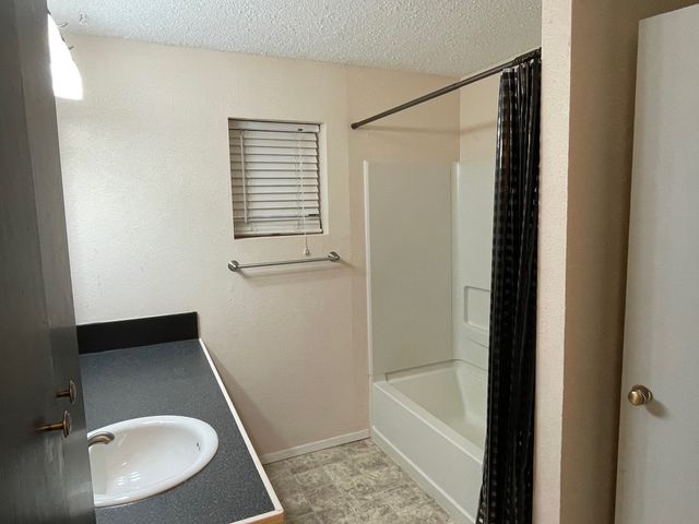 11888 FM RD 2069, Seymour, TX 76380