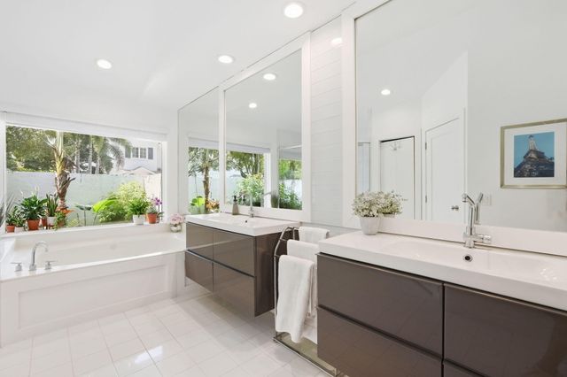 5742 SAINT ANNES Way, Boca Raton, FL 33496