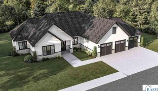 1008 Applewood Court, Mankato, MN 56001