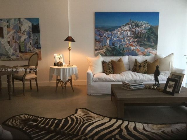 199 OCEAN LANE DR 102, Key Biscayne, FL 33149