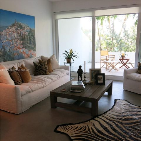 199 OCEAN LANE DR 102, Key Biscayne, FL 33149