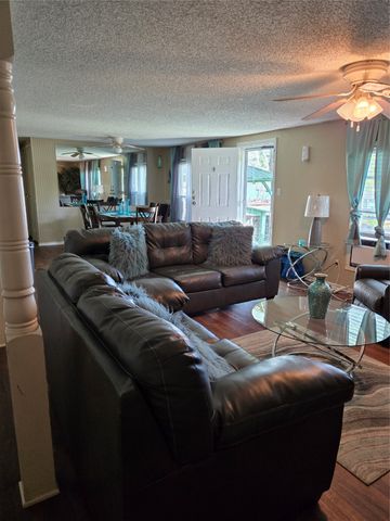 126 Bay Drive, Mabank, TX 75156