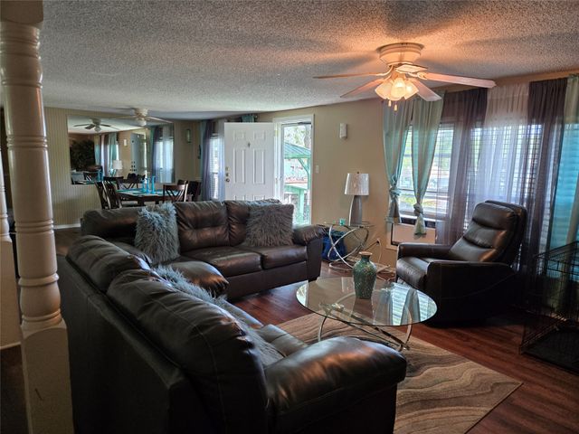 126 Bay Drive, Mabank, TX 75156